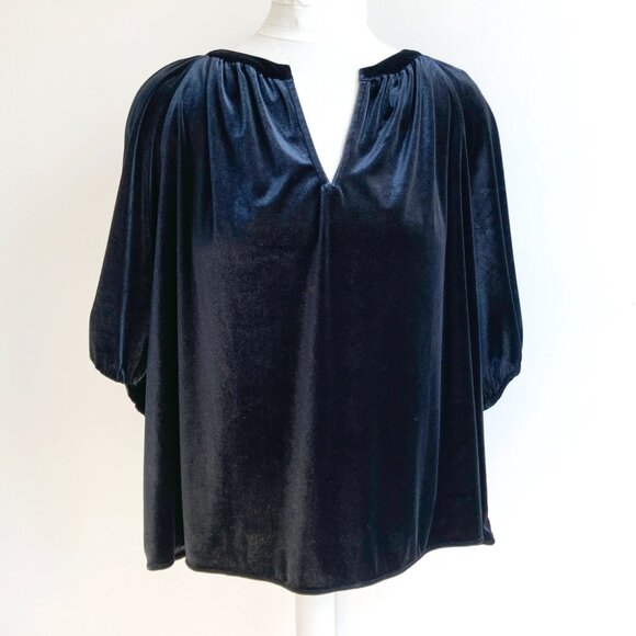 Gap Velvet V-Neck ZEN Top - Picture 2 of 9